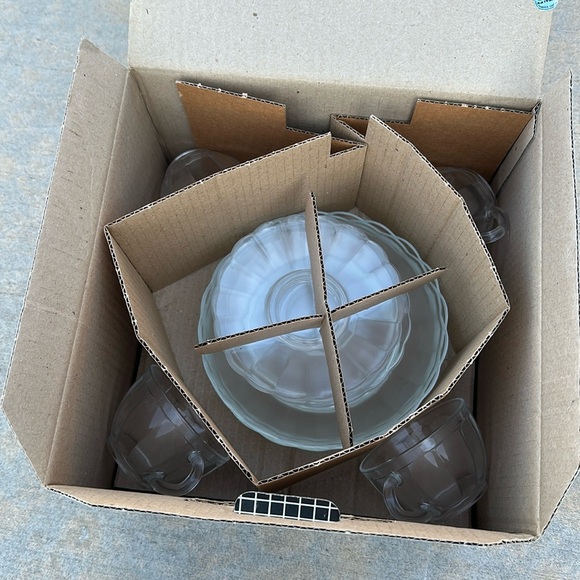 Duralex Les Verreries de Saint Gobain Lutèce 16 piece dinnerware set - Picture 2 of 7